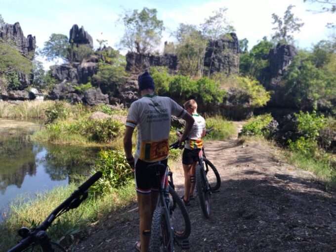 Makassar: Cycling Tour Around Rammang Rammang - Booking Information