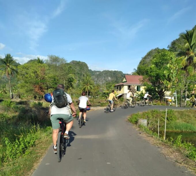 Makassar: Cycling Tour Around Rammang Rammang - Getting to the Starting Point