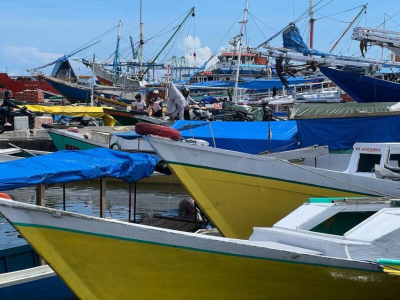 Makassar: Private City Tour With Hotel Pickup - Key Points