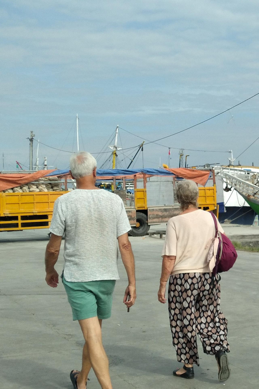 Makassar: Private City Tour With Hotel Pickup - Itinerary Highlights