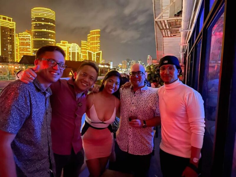 Makati Rooftop Barhopping With Mari - Experience Highlights