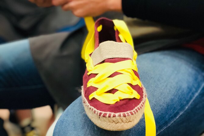 Make Authentic Espadrilles in San Juan - Socializing and Sipping