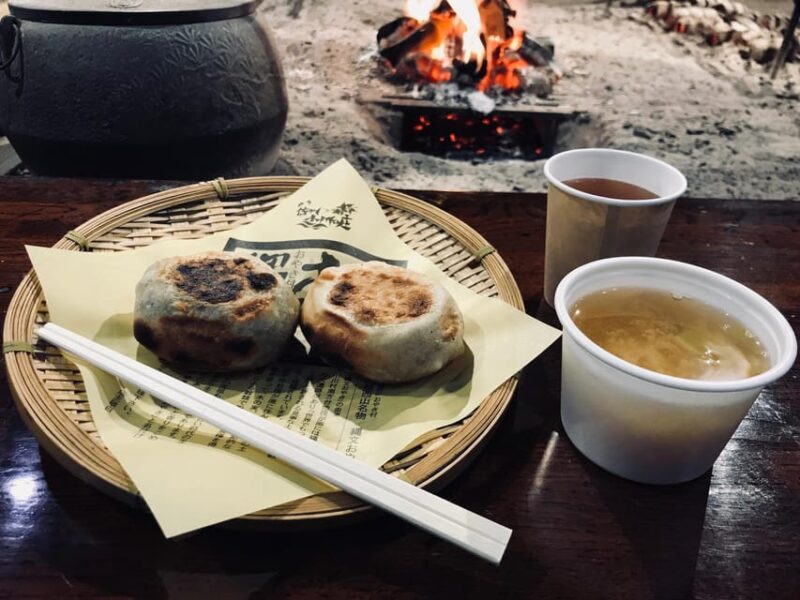 Make Oyaki Dumplings & Walk Around Zenkoji Temple in Nagano - Visiting Zenkoji Temple
