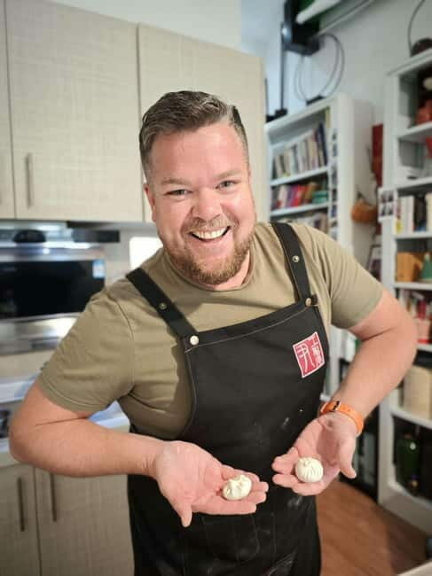Make Soup Dumpling: Vegan or Pork in Shanghai Shikumen - Who Will Love This Tour?