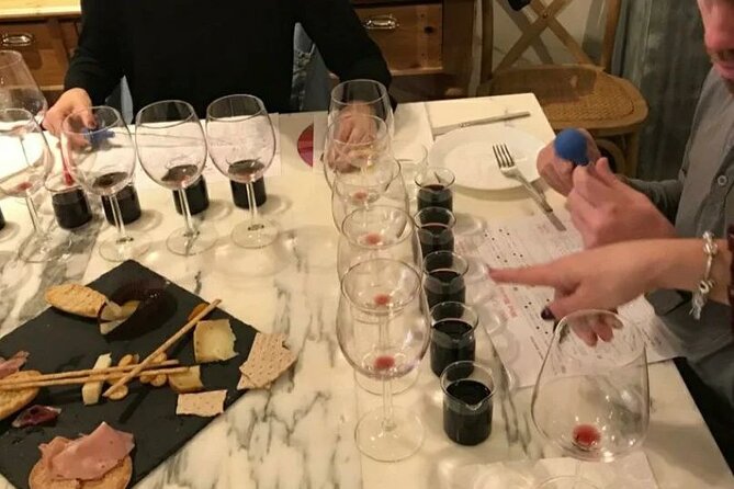 Make Your Bland Bottle and Cork Your Wine in Center of Florence - Tuscan Wine Tastings