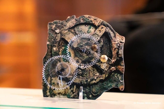 Make Your Own Ancient Antikythera Mechanism a ... Laptop From the Antiquity - Hands-on Workshop on the Antikythera Mechanism