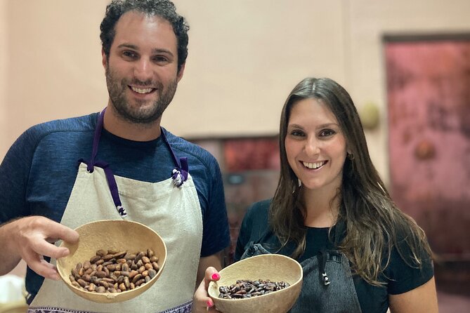 Make Your Own Chocolate With Oaxacan Tradition Private Class - Personalized Attention and Activities