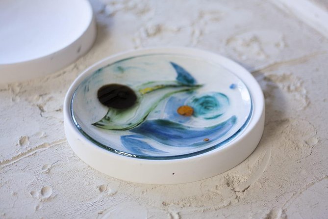 Make Your Own Plate: Glass Workshop - Connection to Latvian Culture