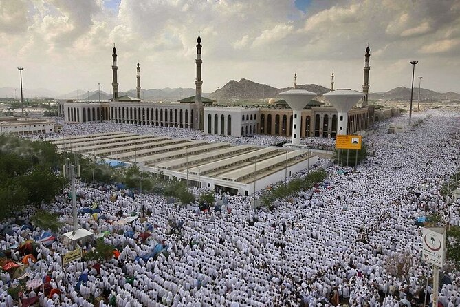 Makkahs (Mecca) Ziyarat : Holy, Historical Places (Private Tour) - Booking Your Stay