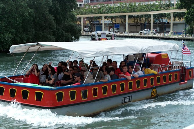 Malacca Historical Private Tour With Personal Chauffeur - Jonker Street and Local Delicacies