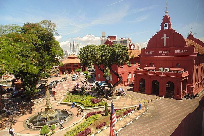 Malacca Shore Excursion With Tour Guide & Baba Nyonya Lunch - Key Points