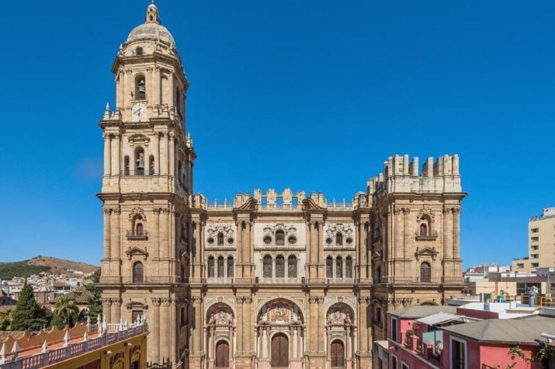 Málaga: 2.5-Hour Private Walking Tour - Private Walking Tour Experience