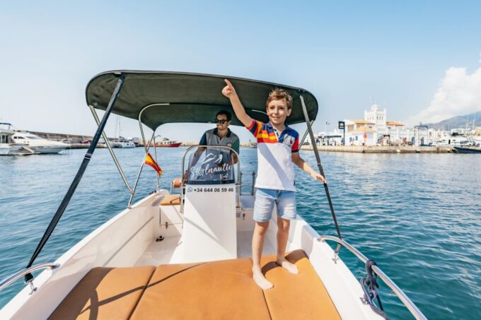 Malaga: Boat Rental Without a License for Dolphin Watching - FAQ