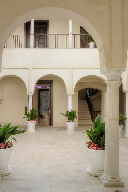 Málaga: Carmen Thyssen Museum Ticket - Exploring the Permanent Collection