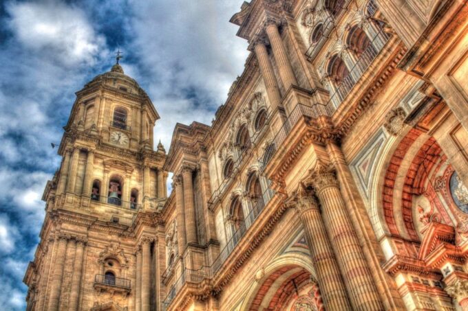 Málaga: Creative Urban Photography Workshop - Flexible Booking and Cancellation Policy