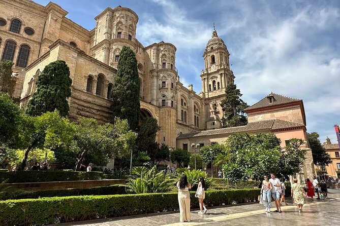 Malaga Food Walking Tour With Tapas & Wine Tasting - Malagas Culinary Highlights