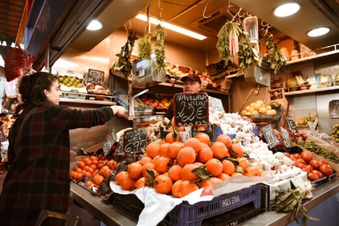Malaga: Foodie Tour of Atarazanas Market - Malaga Sweet Wine and Vermouth