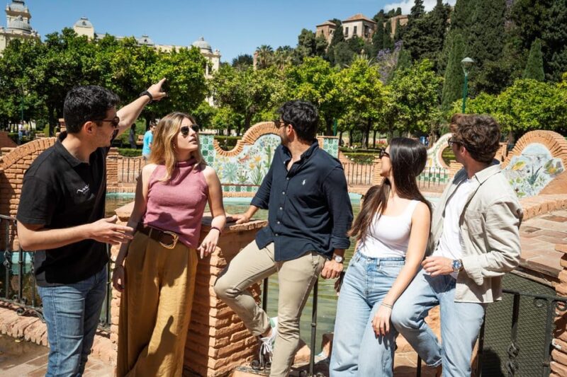 Málaga Gastronomic Tour: Tapas, Wine & Rooftops Small Group - Important Information