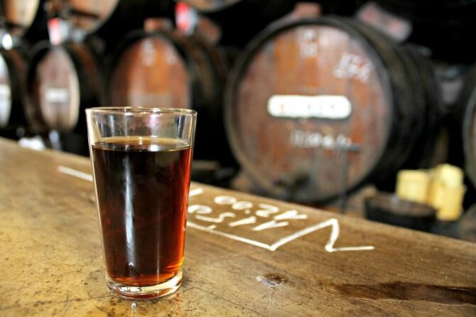Malaga Gastronomy Tour Wines and Spanish Tapas - Avoiding Tourist Traps With Local Knowledge