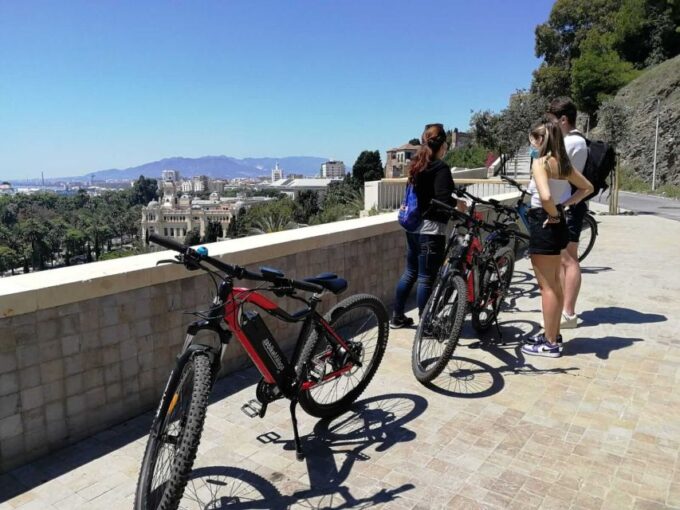 Malaga: Guided E-Bike Tour - Exploring Málagas Historic Center
