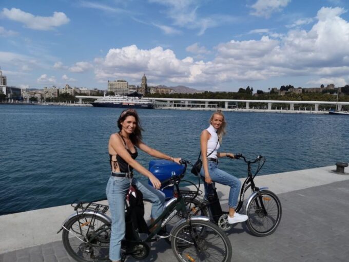 Malaga: Guided E-Bike Tour - Navigating the Port and Coastal Areas