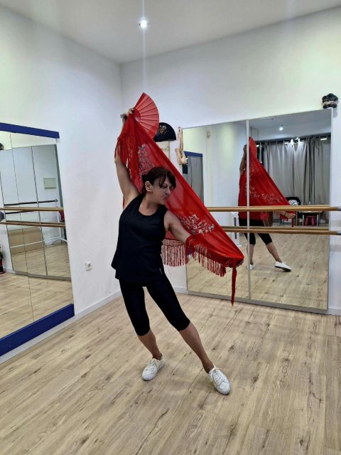 Málaga: Learn to Dance Flamenco Rumba in 45 Minutes - Meeting Location