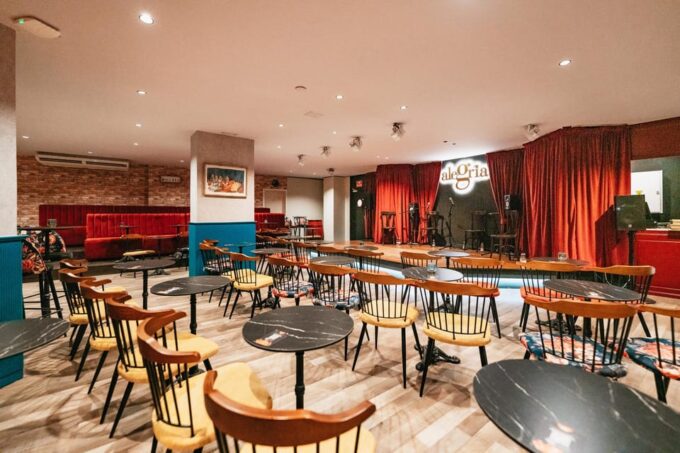 Málaga: Live Flamenco Show at Flamenco Alegría - Food and Drinks