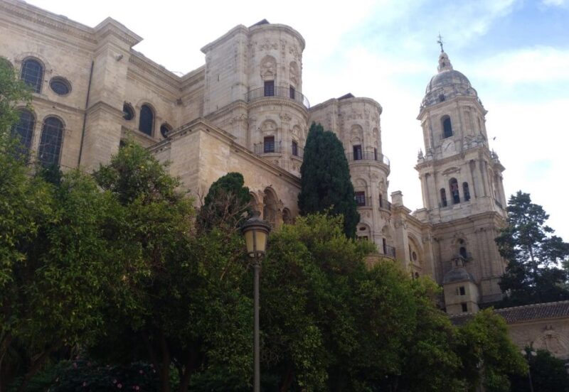 Malaga: Old Medina Walking Tour - Important Information