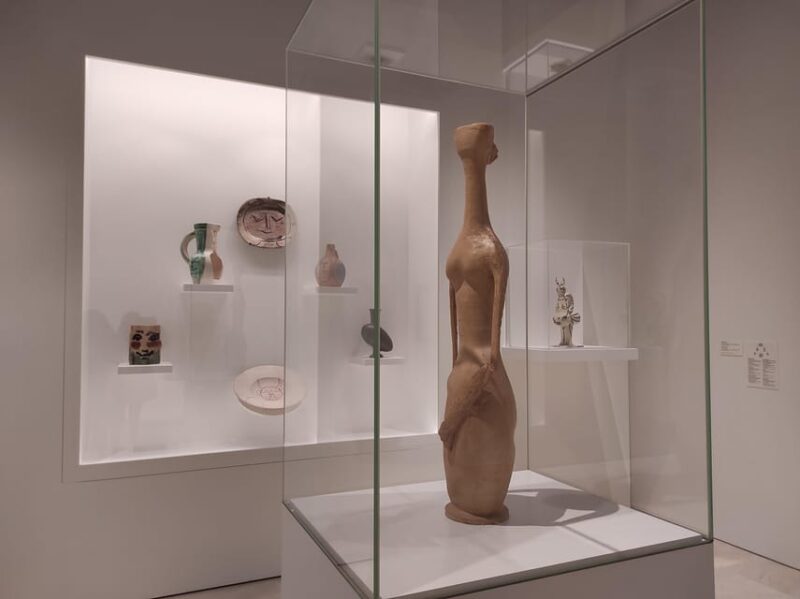 Malaga: Old Tour Walking Tour W/Cathedral & Picasso Museum - Discovering the Picasso Museum