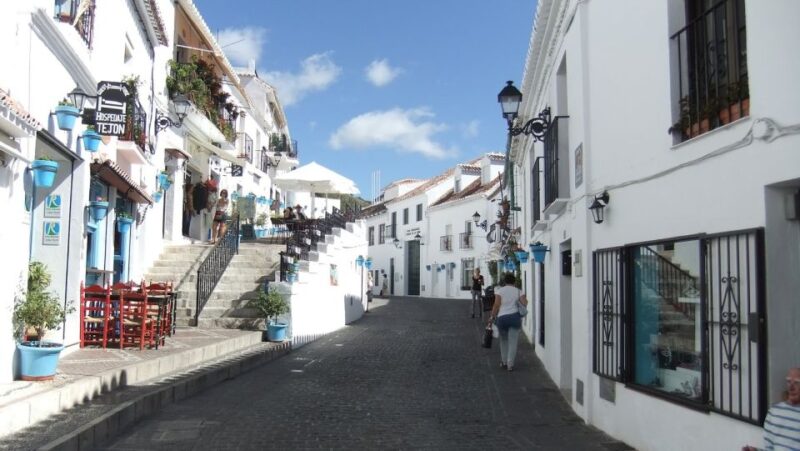 Malaga: Private Day Trip to Mijas - Detailed Itinerary