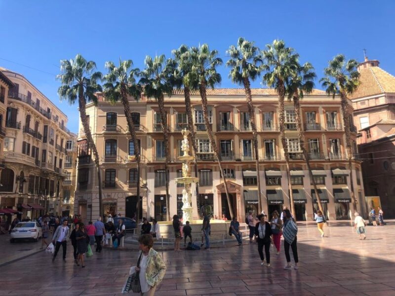 Malaga: Private Guided Bike Tour - Key Points