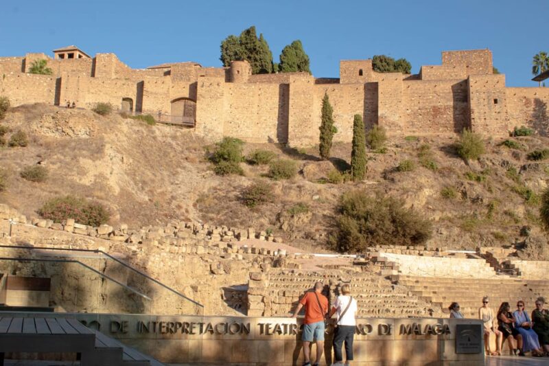 Málaga: Private Guided Walking Tour in the Historic Center - Tour Highlights and Experience