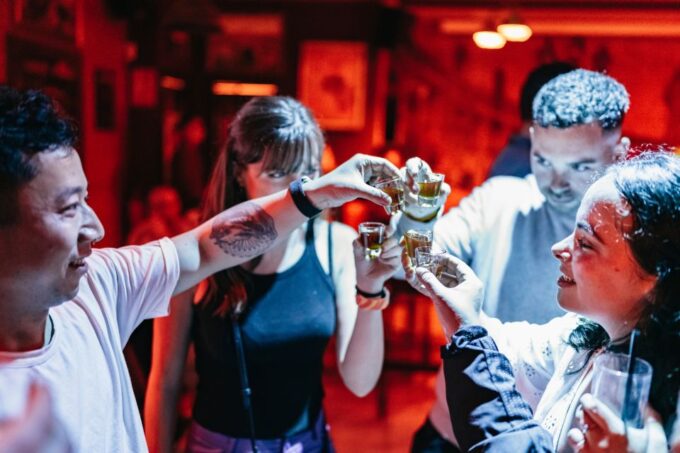 Malaga: Pubs and Clubs Crawl - Preparing for the Experience