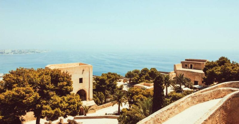 Malaga: Self-Guided Audio Tour Discovering Moorish Heritage - Highlights of the Tour Experience