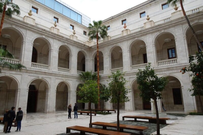 Malaga: Self-Guided Audio Tour - Language Availability