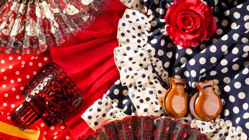 Malaga: Tapas and Wine Tasting Tour With Flamenco Show - Highlights of the Experience