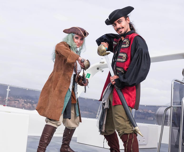 Malaga: Theatrical Boat Tour - Adventures on the High Seas - Experience Highlights