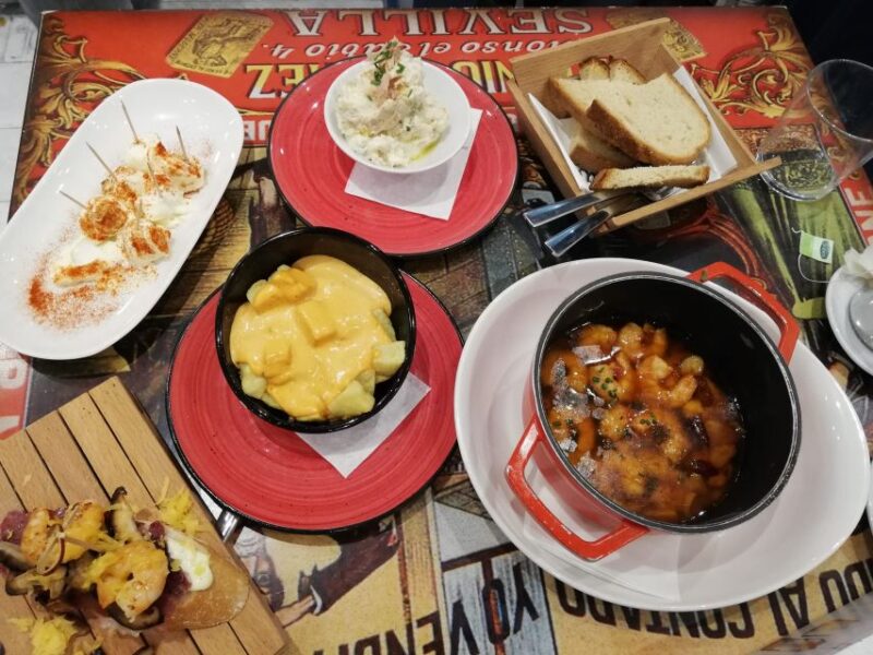 Malaga: Wine and Tapas Tour With Tastings and Drinks - Visiting the Oldest Wine Canteen