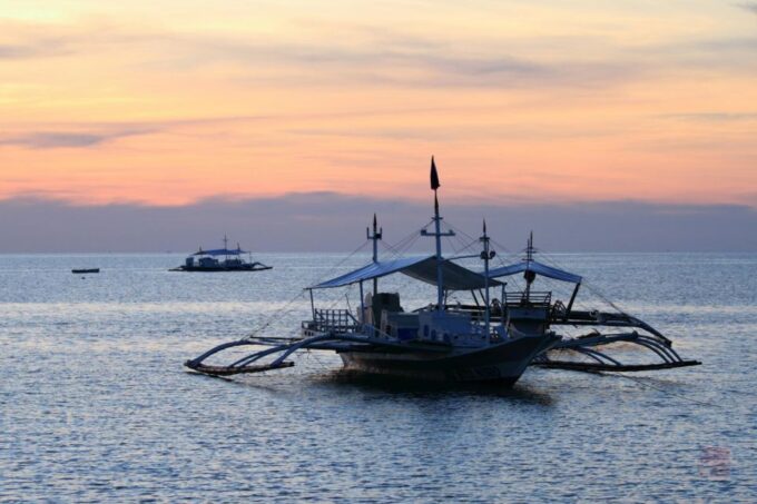 Malapascua: Advance Divers Shark Dive & Optional Transfer - Check-in and Equipment