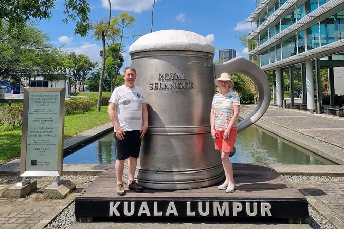 MALAYSIAN CULTURE, TRADITION and NATURE TOUR (All in One Day) - Chinatown and Banana Leaf Lunch