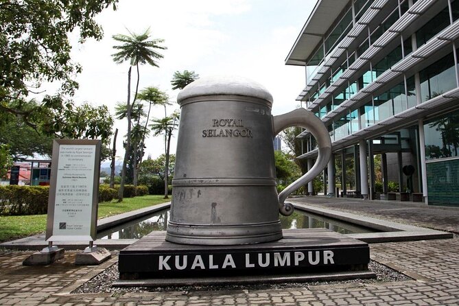 Malaysias Countryside & Batu Caves Tour - Highlights of Batu Caves