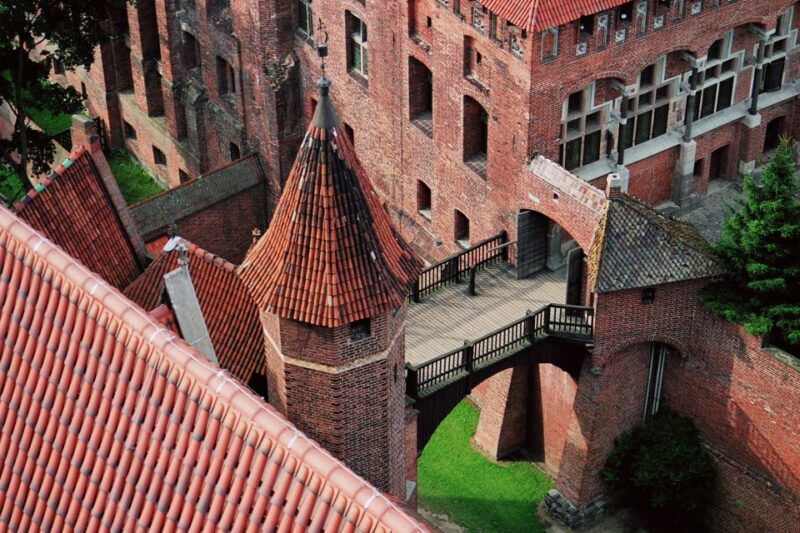 Malbork Castle Half Day Private Tour - Itinerary and Transportation
