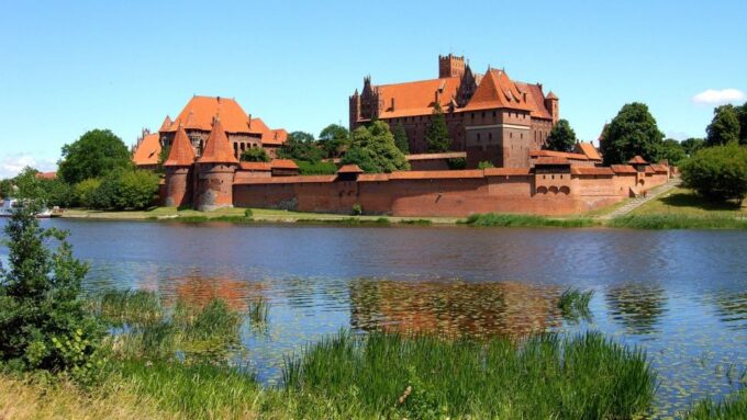 Malbork Castle Tour: 6-Hour Private Tour - Frequently Asked Questions