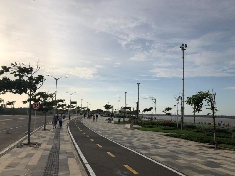 Malecón, Carnaval Museum, Downtown Barranquilla City Tour - Accessibility and Languages