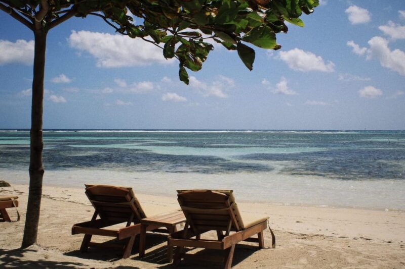 MALECON21 BEACH CLUB Costa Maya GOLD BEACH BREAK DAY PASS - Key Points