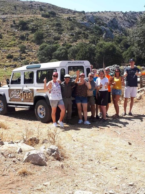Malia: The Roads of Wine, Olive Oil, and Cretan Tradition - Indulging in a Cretan Lunch