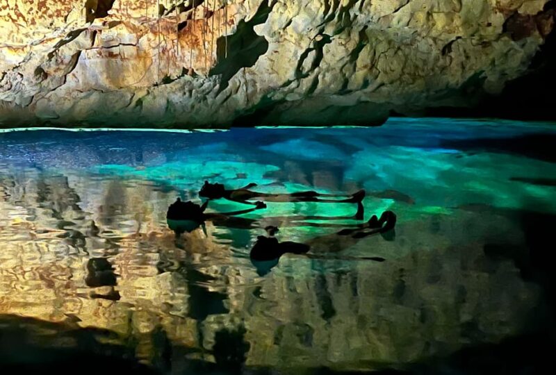 Mallorca: Aquatic Cave Exploration Guided Tour (2 Languages) - Included in the Tour