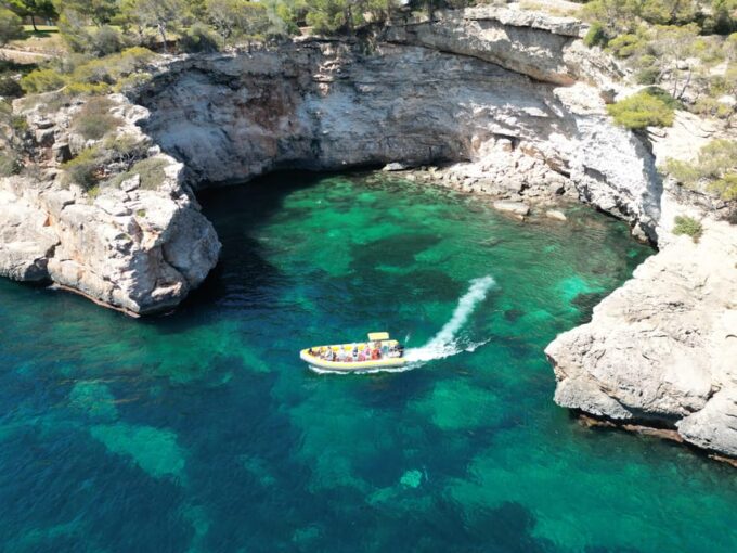 Mallorca: Caló Des Moro and Cala Marmols Boat Tour - Tour Features and Inclusions