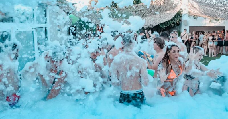 Mallorca: Candyland Pool & Foam Party With Drinks & Snacks - Customer Feedback