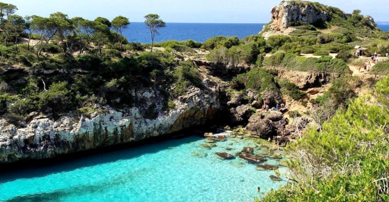 Mallorca: Des Moro, Salmunia and Llombards Day Trip - Key Points